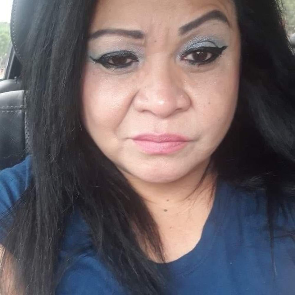 Meet your Posher, Claudia